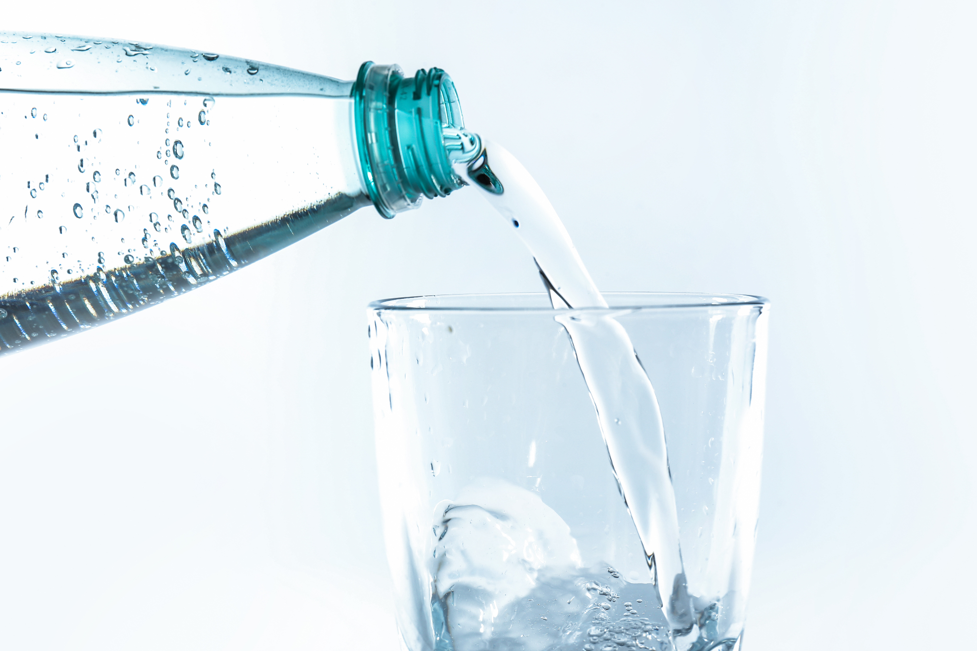 Pitje vode nam lahko zagotovi zdravje